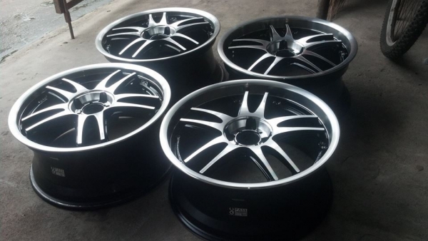 แม็ก 17 สวยๆ เหมือนได้ของใหม่ไปใช้ 4รู100 ราคา 7900 แม็ก 17 สวยๆ เหมือนได้ของใหม่ไปใช้ 4รู100 ราคา 7900