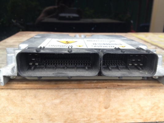 ขายกล่อง ควบคุม มิตซู เครื่อง 2500 ปี 2006