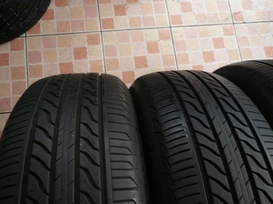 ขายยาง MICHELIN LC----205-55-16----ดอกงามๆ (1ชุด)