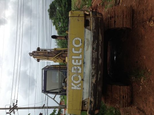 KOBELCO SK200 รุ่น3 รถนอก