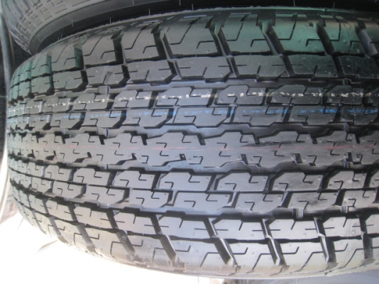 ขายล้อแม็กป้ายแดง All new Izusu D-max 17"x7" et33 6รู139 + ยางปี13 สนใจติดต่อ เล็กคลองสาม (081-3747940)