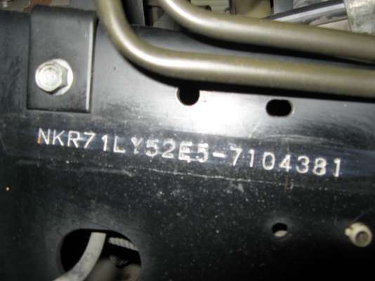 ขาย 6 ล้อ อีซูซุ NKR 130 แรง ยาว .ปี 2007 สภาพสวยเดิมเครื่องดี พร้อมใช้งาน ชมก่อนได้ครับ สนใจติดต่อ 081-9425443 ขาย 6 ล้อ อีซูซุ NKR 130 แรง ยาว .ปี 2007 สภาพสวยเดิมเครื่องดี พร้อมใช้งาน ชมก่อนได้ครับ สนใจติดต่อ 081-9425443