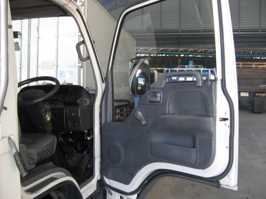 ขาย 6 ล้อ อีซูซุ NKR 130 แรง ยาว .ปี 2007 สภาพสวยเดิมเครื่องดี พร้อมใช้งาน ชมก่อนได้ครับ สนใจติดต่อ 081-9425443 ขาย 6 ล้อ อีซูซุ NKR 130 แรง ยาว .ปี 2007 สภาพสวยเดิมเครื่องดี พร้อมใช้งาน ชมก่อนได้ครับ สนใจติดต่อ 081-9425443