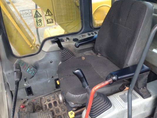 ขายรถแบคโฮ KOMATSU PC160-6K ระบบไฟฟ้าเต็ม มีVDOครับ รถนอกนำเข้าสภาพสวย สนใจติดต่อ 081-2990958 ขายรถแบคโฮ KOMATSU PC160-6K ระบบไฟฟ้าเต็ม มีVDOครับ รถนอกนำเข้าสภาพสวย สนใจติดต่อ 081-2990958