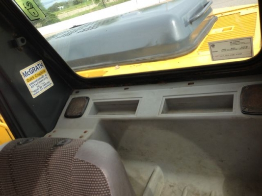 ขายรถแบคโฮ KOMATSU PC160-6K ระบบไฟฟ้าเต็ม มีVDOครับ รถนอกนำเข้าสภาพสวย สนใจติดต่อ 081-2990958 ขายรถแบคโฮ KOMATSU PC160-6K ระบบไฟฟ้าเต็ม มีVDOครับ รถนอกนำเข้าสภาพสวย สนใจติดต่อ 081-2990958