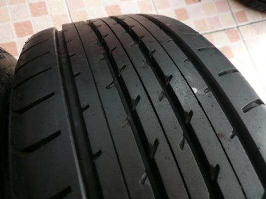 ขายยาง DUNLOP----195-45-16----สวยๆ (1ชุด)