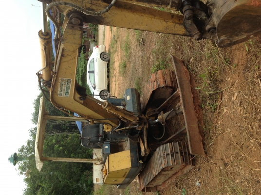 KOMATSU PC20 รุ่น5