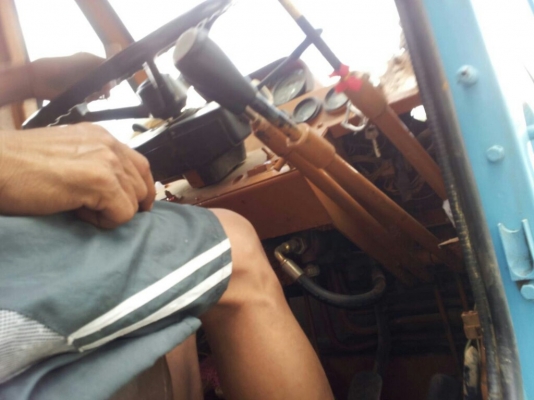 ขายรถเครน 4 ล้อ KATO 20 H Mark 2  อุปกรณ์ครบ ไฟฟ้าครบ เอกสารซื้อขาย รถสวยครับผม