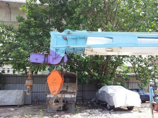 ขายรถเครน 4 ล้อ KATO 20 H Mark 2  อุปกรณ์ครบ ไฟฟ้าครบ เอกสารซื้อขาย รถสวยครับผม