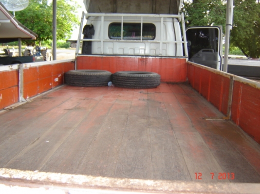 ขายกะบะ 6 ล้อ ISUZU  NPR  สนใจติดต่อ 081-2805754