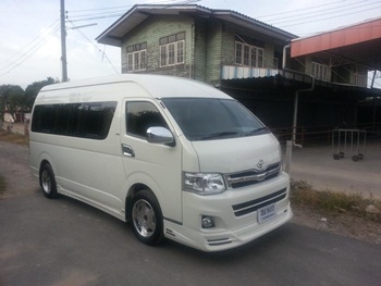 ขายรถตู้Toyota Commuterปี2010VIP