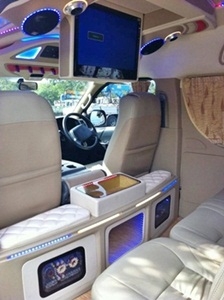 ขายรถตู้Toyota Commuterปี2010VIP