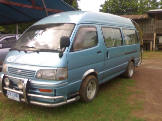 ขายหลังคาสูง เครื่องดีเชล2800 แต่ง VIP ปี2538 เครื่องดีพร้อมใช้งานคับ