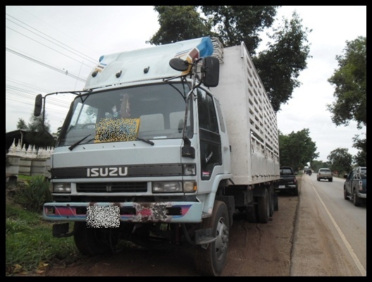 สิบล้อร๊อคกี้ 240 สภาพดี สวยไม่เบา