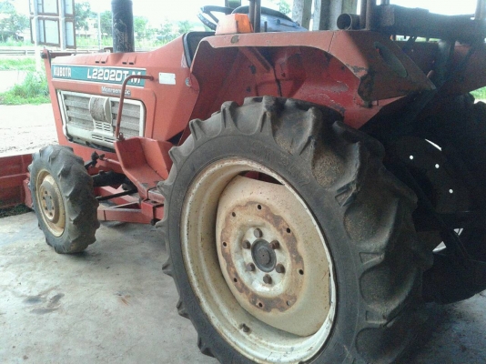 ขายรถไถ KUBOTA L2202DT 2เพลา 22แรง พร้อมดันหน้า