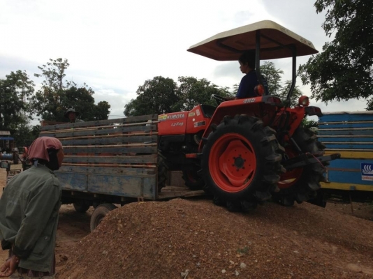 คูโบต้า L2808 4 WD 2 เพลาพร้อมตัดหญ้า 1.20 เมตรใหม่ ทำงาน 1129 ชั่วโมง