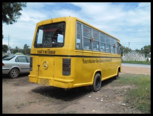 รถบัสฮีโน่ สภาพสวยๆ น่าซื้อมากเบย รถบัสฮีโน่ สภาพสวยๆ น่าซื้อมากเบย