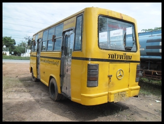 รถบัสฮีโน่ สภาพสวยๆ น่าซื้อมากเบย รถบัสฮีโน่ สภาพสวยๆ น่าซื้อมากเบย