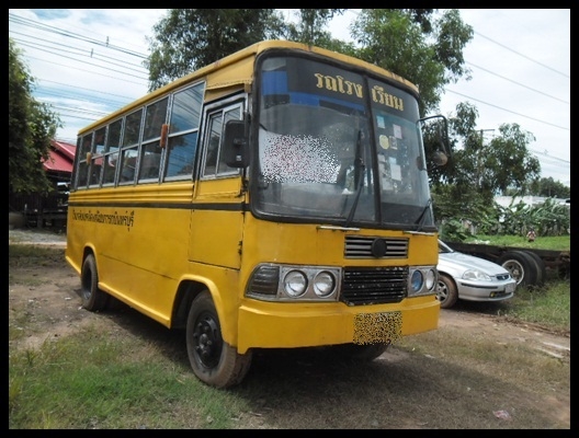 รถบัสฮีโน่ สภาพสวยๆ น่าซื้อมากเบย รถบัสฮีโน่ สภาพสวยๆ น่าซื้อมากเบย