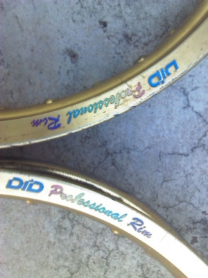 ขาย ล้อ DID ทอง 17x1.85 1 คู่ครับ