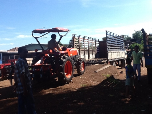 คูโบต้า L3408 4 wd เดิมๆ สวยๆ ดีๆ ทำงาน 954 ชั่วโมง สาวงามออกจากไร่ครับ