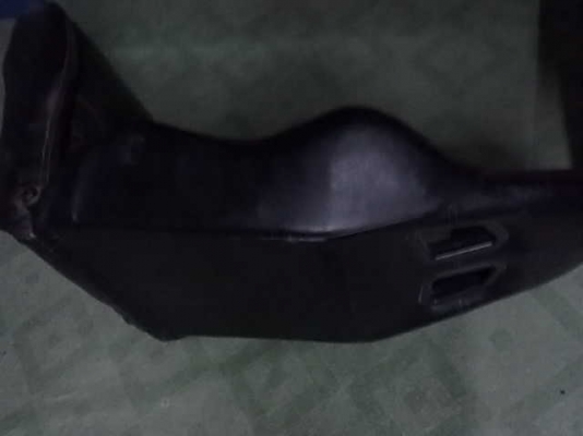 เบาะรถแข่ง   หนังดำ