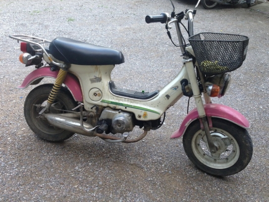 ขายHonda chaly เครื่องเดิม ตัวถังสวย คันสตาร์ทไม่เชื่อม ดุมสามก้าน