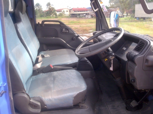 4ล้อ ISUZU NKR ตู้บรรทุก6ประตูไม่ติดเวลา**รถห้าง** 4ล้อ ISUZU NKR ตู้บรรทุก6ประตูไม่ติดเวลา**รถห้าง**