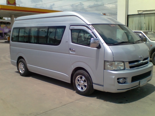 ขายรถตู้ toyota commuter 2006