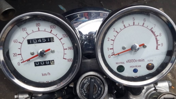 ขายsr ปี1999 + สพม ไมล์วิ่งมา10451โล