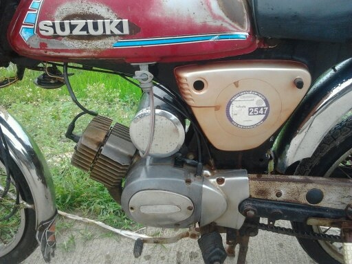 ขาย SUZUKI A 100 เดิมแห้ง เครื่องดีมาก ของเดิมเต็มคัน ทะเบียนพร้อมโอน เอกสารครบครับ ขาย SUZUKI A 100 เดิมแห้ง เครื่องดีมาก ของเดิมเต็มคัน ทะเบียนพร้อมโอน เอกสารครบครับ