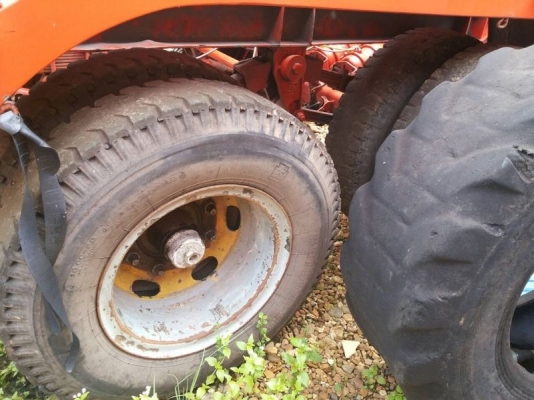 ขาย หางก้างปลา พื้นเรียบ   สนใจติดต่อ 081 - 6079515