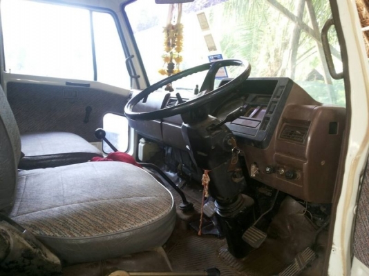 รถฮีโน่ 6 ล้อดั้ม FC145A  150 แรงม้า ปี 43  สนใจติดต่อ 081 - 6079515