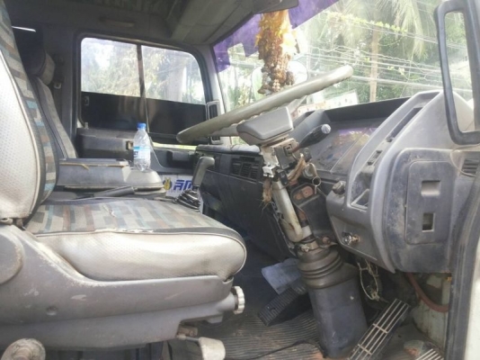 รถฮีโน่ 6 ล้อดั้ม FC145A  150 แรงม้า ปี 43  สนใจติดต่อ 081 - 6079515