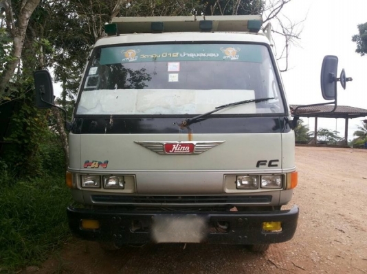รถฮีโน่ 6 ล้อดั้ม FC2W  120 แรงม้า  สนใจติดต่อ 081 - 6079515