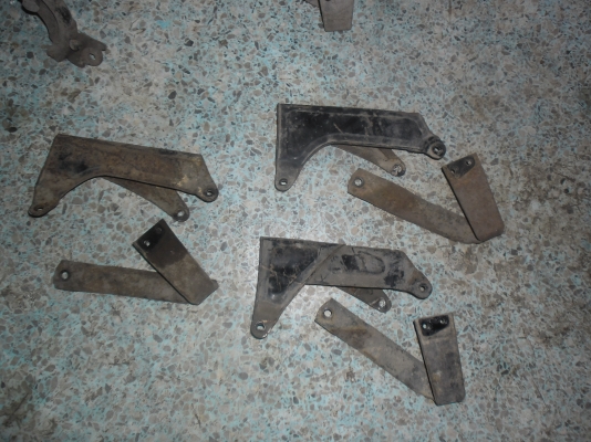 ขายอะไหล่มอไซวิบากเก่ามีหลายรายการ