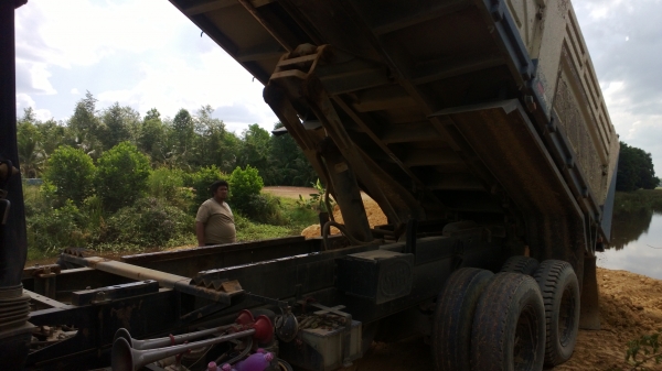 10ล้อดั้ม270แรง แม็คโหลด ยูโร2*ปี51 มีระบบลากพ่วง ห้างแท้ เดิมๆ รถสวย..