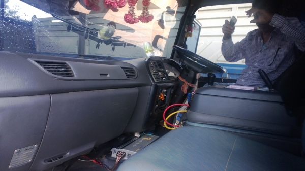 10ล้อดั้ม270แรง แม็คโหลด ยูโร2*ปี51 มีระบบลากพ่วง ห้างแท้ เดิมๆ รถสวย..