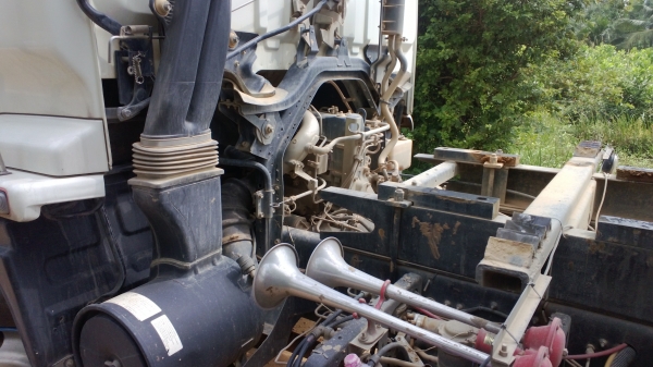 10ล้อดั้ม270แรง แม็คโหลด ยูโร2*ปี51 มีระบบลากพ่วง ห้างแท้ เดิมๆ รถสวย..