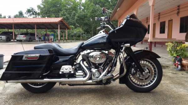 ขายฮาเล่ย์ สด-ผ่อน สภาพสวยมากๆๆ สีดำ ปี 09 สนใจโทรติดต่อโดยตรงที่เบอร์ 08 36357985.