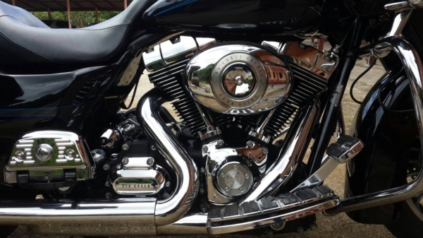 ขายฮาเล่ย์ สด-ผ่อน สภาพสวยมากๆๆ สีดำ ปี 09 สนใจโทรติดต่อโดยตรงที่เบอร์ 08 36357985.