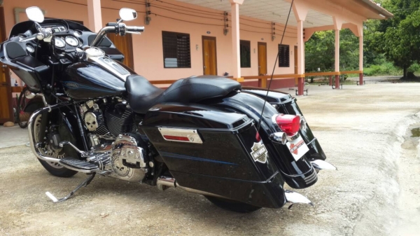 ขายฮาเล่ย์ สด-ผ่อน สภาพสวยมากๆๆ สีดำ ปี 09 สนใจโทรติดต่อโดยตรงที่เบอร์ 08 36357985.