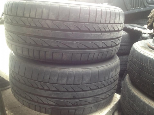 ขายยางPotenza RE050A 245-40-18  ปี10 1คู่ ดอกเต็ม90\% ถูกๆ 4200