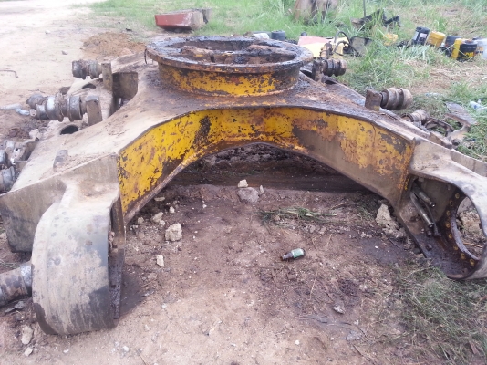 ขายด่วน เฟลมล่าง KOMATSU PC 200-5