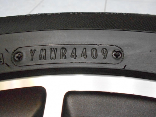 ขายล้อแม็ก Toyota vios TRD ขอบ 15 พร้อมยาง Dunlop ปลายปี 09/เทิร์นได้-ใส่ฟรีค่ะ ขายล้อแม็ก Toyota vios TRD ขอบ 15 พร้อมยาง Dunlop ปลายปี 09/เทิร์นได้-ใส่ฟรีค่ะ