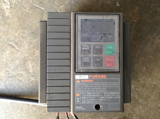 ขาย Inverter ปรับรอบมอเตอร์ ยี่ห้อ FUJI ขนาด 0.5 HP. 380V พร้อมใช้งาน