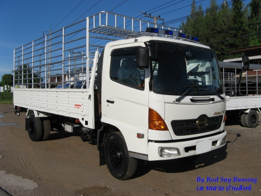 ขาย  6 ล้อ ฮ๊โน่  เมก้า 150 แรง ยาว 5.50  ปี 2006  สภาพสวยเดิมเครื่องดี พร้อมใช้งาน ชมก่อนได้ครับ สนใจติดต่อ 081-9425443