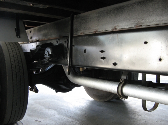 ขาย  6 ล้อ ฮ๊โน่  เมก้า 150 แรง ยาว 5.50  ปี 2006  สภาพสวยเดิมเครื่องดี พร้อมใช้งาน ชมก่อนได้ครับ สนใจติดต่อ 081-9425443