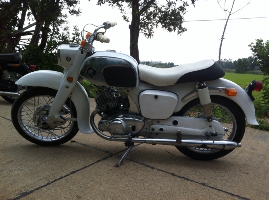 ขาย c92 benlyอกร่อง สวยๆ มีทะเบียน เครื่องดี ของเดิมเยอะ สีสวย 0918759329 ขาย c92 benlyอกร่อง สวยๆ มีทะเบียน เครื่องดี ของเดิมเยอะ สีสวย 0918759329