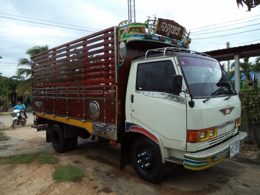 อีกแล้วรถสวยสภาพสวยจัดพร้อมใช้มากฯฯกระบะไม้ต่ออู่เริงชัย